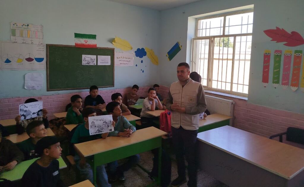 روزی به رنگ قصه