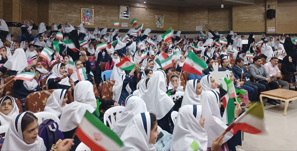 جشن بزرگ هفته ملی کودک در سنقر