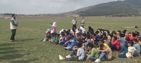 کودکان روستای آق‌قمیش گالیکش، هفته ملی کودک را جشن گرفتند