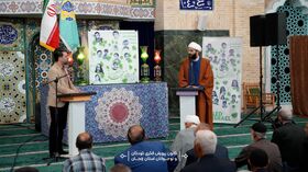 حضور مدیرکل کانون پرورش فکری زنجان در نماز جمعه هم‌زمان با هفته ملی کودک