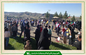جشن شادی و همدلی خانواده‌ها در هفته ملی کودک/بادبادک‌ها در آسمان انگوت به پرواز درآمدند