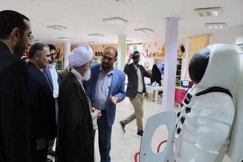 بازدید نماینده ولی فیقه در مازندران از نمایشگاه هفته ملی کودک