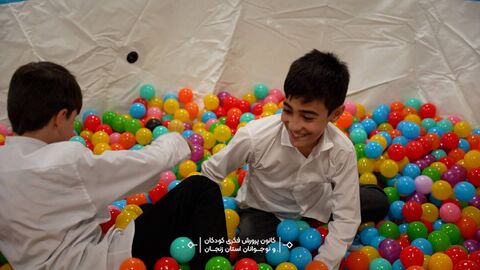 حضور مدیرکل کانون پرورش فکری زنجان در نماز جمعه هم‌زمان با هفته ملی کودک