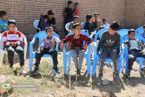 تماشاخانه‌ی سیار کانون در چهارمحال و بختیاری(1)