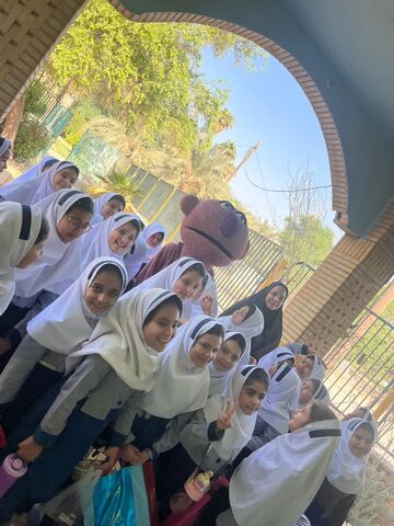 «طنین زنگ دوستی در مدارس استان خوزستان»