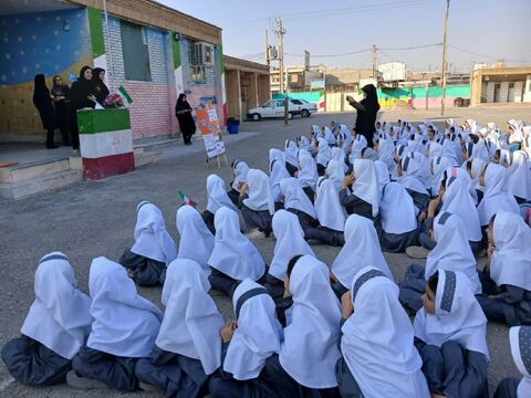 «طنین زنگ دوستی در مدارس استان خوزستان»