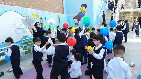 «طنین زنگ دوستی در مدارس استان خوزستان»