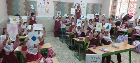 «طنین زنگ دوستی در مدارس استان خوزستان»