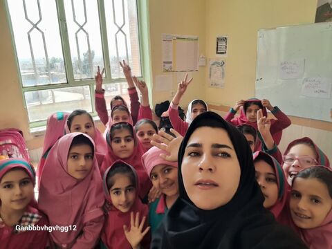 «طنین زنگ دوستی در مدارس استان خوزستان»