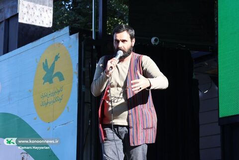 تماشاخانه‌ی سیار کانون در چهارمحال و بختیاری(هفشجان)