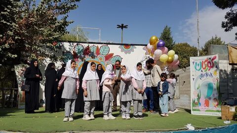 کرمانشاه. نوخوان‌ها در پارک معلم