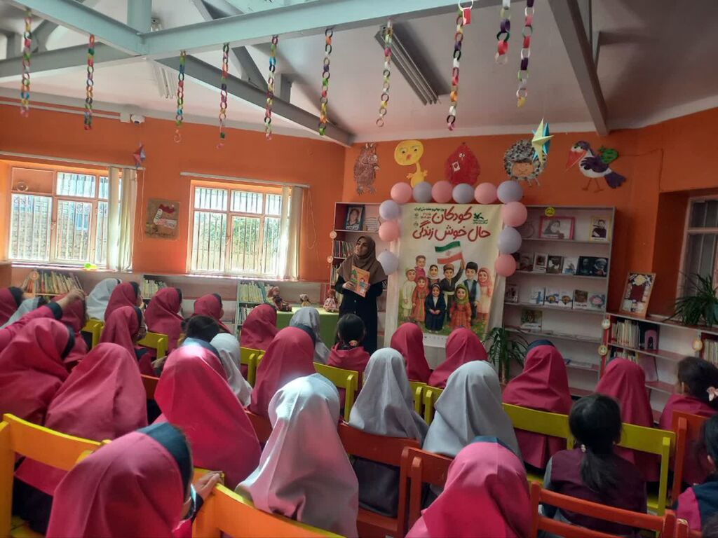 جشن نوخوانها در مراکز همدان برگزار شد