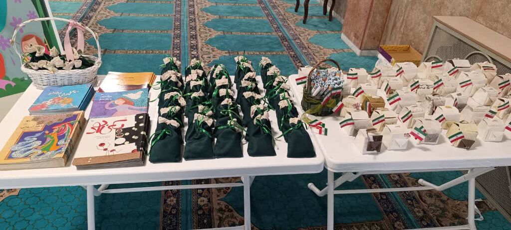 میز خدمت کانون پرورش فکری در نمازجمعه ارومیه