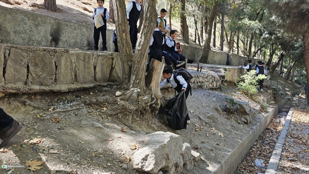 آبشار یاسوج پاکسازی شد