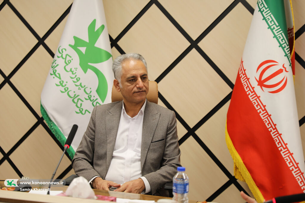 تربیت مؤثر در سالهای دبستان شکل میگیرد، نه در نصیحتهای نوجوانی