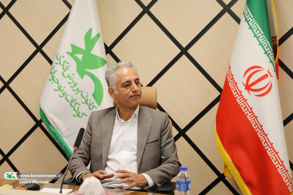 علی نوری جامعهشناس در نشست نقش خانواده در پرورش مهارتهای اجتماعی و هیجانی کودکان تربیت مؤثر در سالهای دبستان شکل میگیرد، نه در نصیحتهای نوجوانی