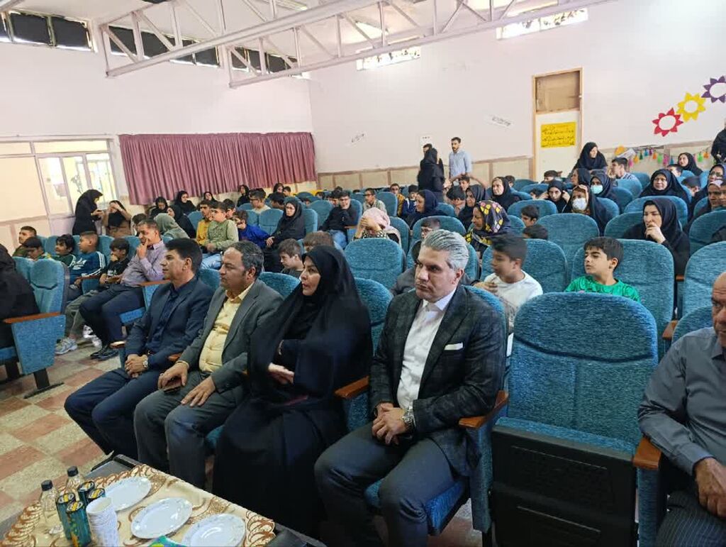 زنگ دوستی درمدرسه کوشا شهرایلام نواخته شد