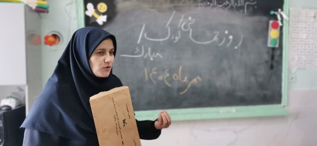 امانت بیش از چهار هزار کتاب توسط کتابخانه پستی نیشابور