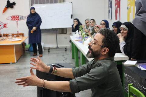 نشست تخصصی کارکردهای آموزشی تئاتر