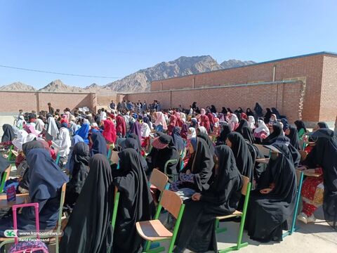 هفته ملی کودک در روستای عشایری علی آباد چاه زرد زاهدان(سیستان و بلوچستان)