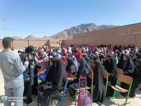 هفته ملی کودک در روستای عشایری علی آباد چاه زرد زاهدان(سیستان و بلوچستان)