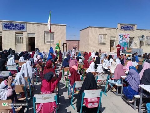 هفته ملی کودک در روستای عشایری علی آباد چاه زرد زاهدان(سیستان و بلوچستان)