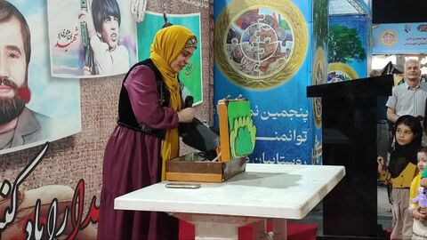 فعالیت فرهنگی‌هنری کانون خوزستان در نمایشگاه توانمندی‌های روستاییان و عشایر