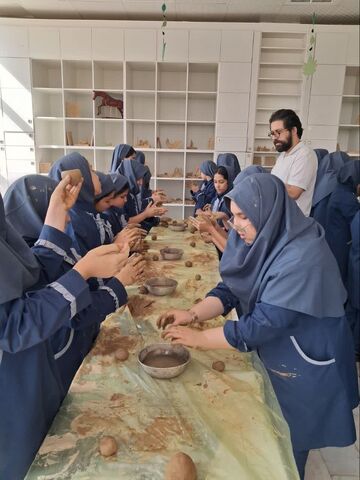 بیش از ۱۱۵۰ دانش آموز در هفته ملی کودک در مرکز فرهنگی هنری شماره ۱۰ کانون واقع درمجتمع پردیسان حضور پیدا کردند