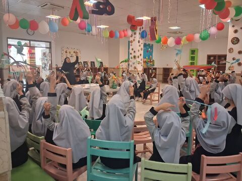 بیش از ۱۱۵۰ دانش آموز در هفته ملی کودک در مرکز فرهنگی هنری شماره ۱۰ کانون واقع درمجتمع پردیسان حضور پیدا کردند