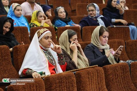 نقالی و شاهنامه‌‌خوانی نوجوانان زاگرس‌نشین در شهرکرد