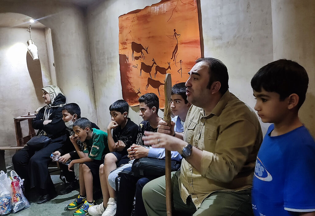 موزه تاریخ کانون میزبان دانشآموزان در هفته ملی کودک شد