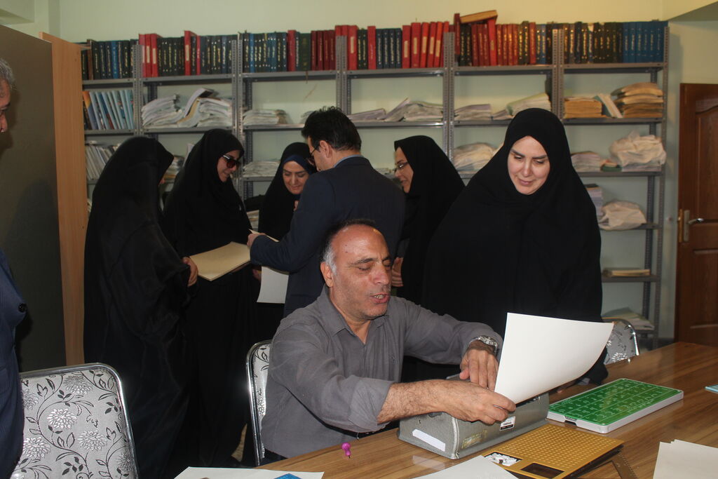 برگزاری جلسه ویژه به مناسبت روز ملی عصای سفید در مجتمع آموزشی زنده یاد غلامرضا مردانی آذر