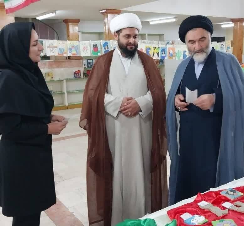 بازدید صمیمی امام جمعه نوشهر از کانون پرورش فکری به مناسبت هفته ملی کودک