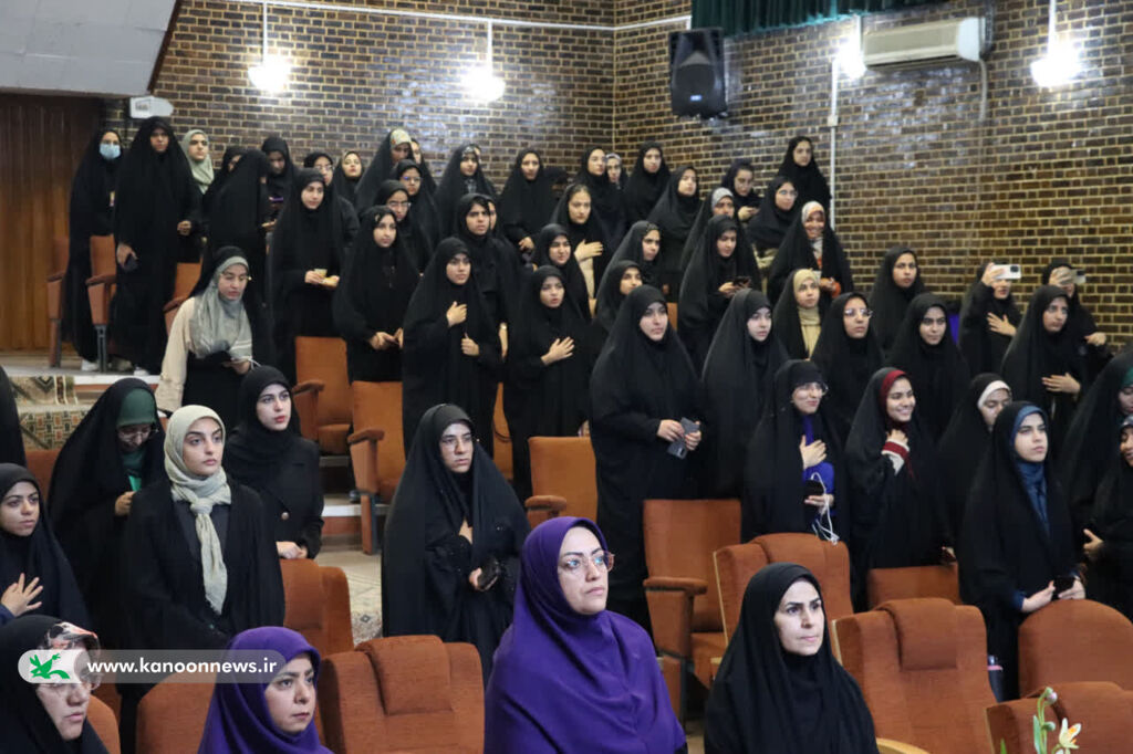 «نشست شب قصه» کانون ویژه دانشجو معلمان برگزار شد