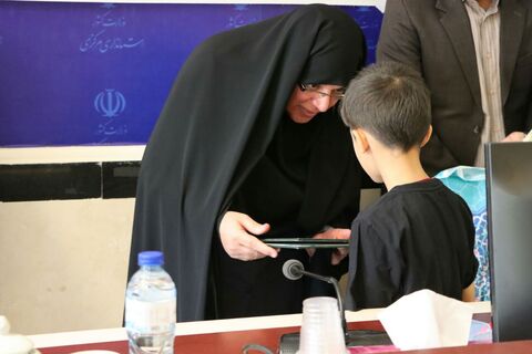 نشست نوجوانان با مسئولین_مرکزی