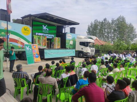 نخستین اجرای تماشاخانه سیار کانون مازندران در قائمشهر