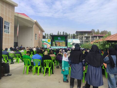 نخستین اجرای تماشاخانه سیار کانون مازندران در قائمشهر