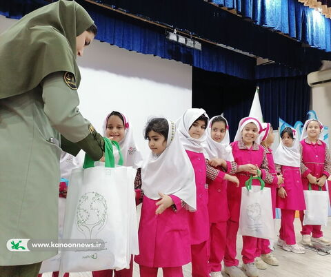 ویژه برنامه های هفته ملی کودک در مراکز کانون استان بوشهر(۱۲)