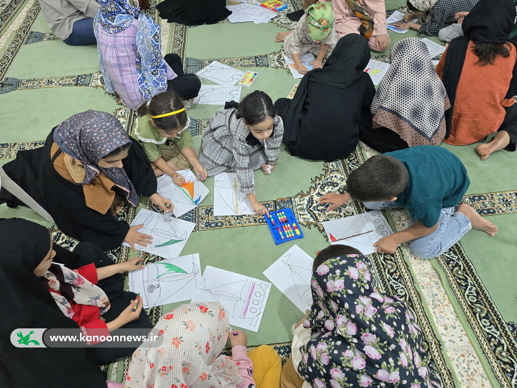 ویژهبرنامه "ستارههای دنبالهدار" به یاد شهدای کودک و نوجوان ایران و غزه برگزار شد