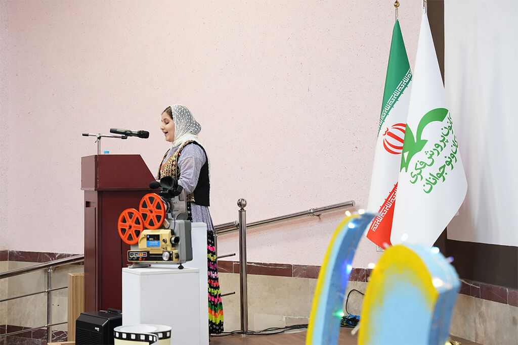 سینما- تئاتردانشآموزی کانون گیلان در رشت گشایش یافت