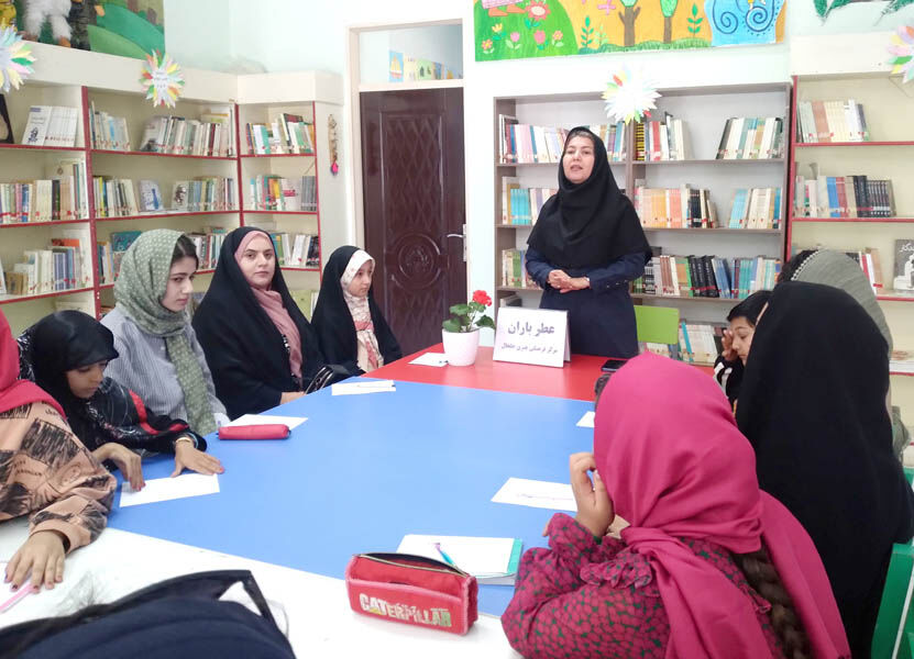 نشستهای ادبی «عطر باران» در مراکز کانون استان اردبیل برگزار شد