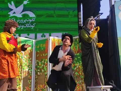 پنجمین اجرای تماشاخانه سیار در محمودآباد