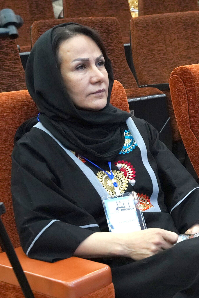 بنیاد ملی فردوسی شناسی حامی تمامی شاهنامهخوانان در کشور است