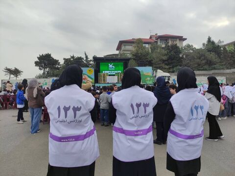 هشتمین اجرای تماشاخانه سیار کانون مهمان کودکان نوری شد