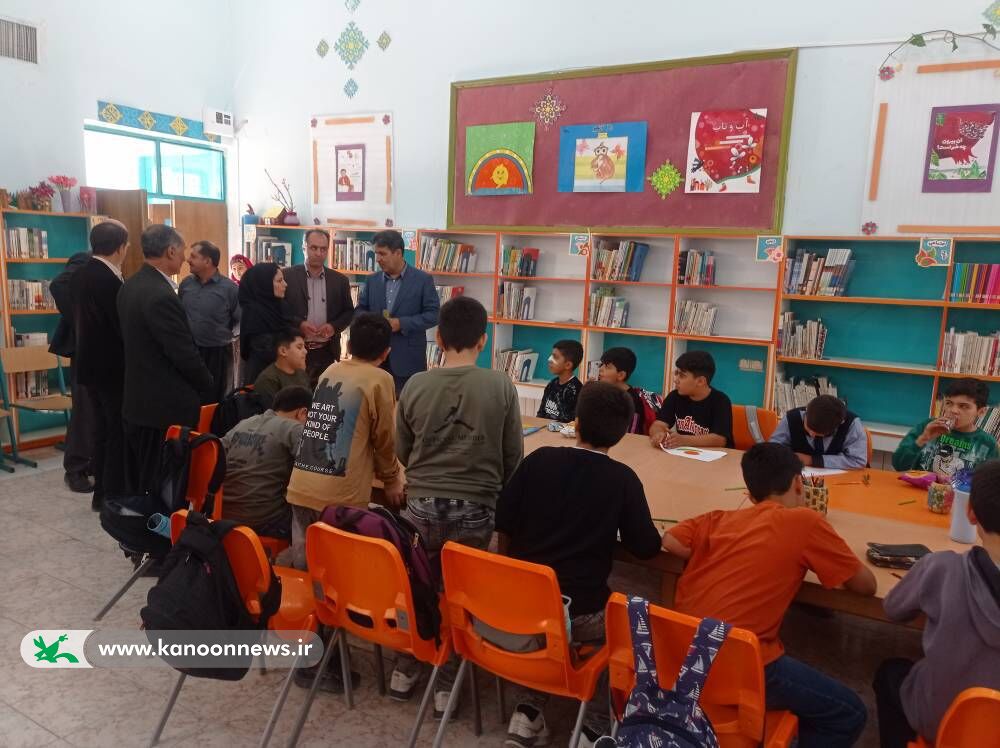 بازدید دکتر محمدرسول شیخیزاده از مرکز فرهنگیهنری کانون پرورش فکری کودکان و نوجوانان شهرستان دهگلان