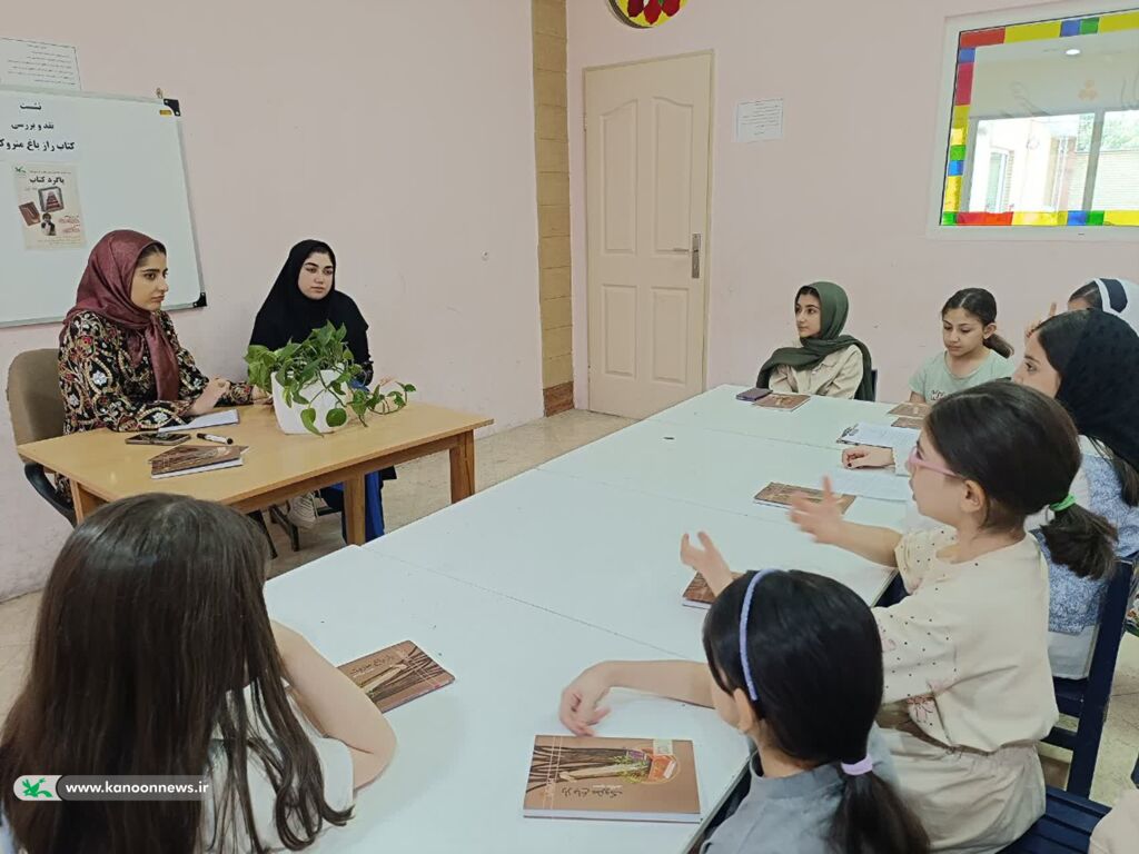 پایان پله‌ی اول «پاگرد کتاب» با نقد و بررسی ۱۰ عنوان کتاب در مراکز ادبی زنجان