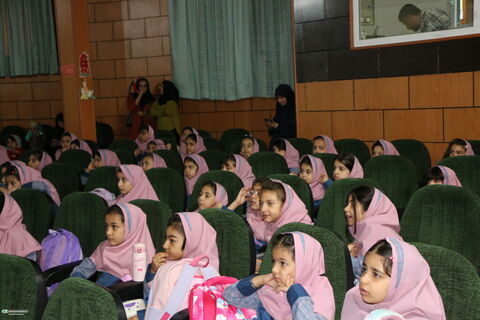 جشن استانی نوخوان‌ها و رونمایی از طرح هزار درنای کاغذی