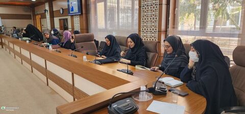 مجموعه نشست های«تربیت توحیدی» و «مبانی مهدویت در فعالیت های دینی کانون»