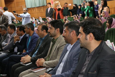جشن استانی نوخوان‌ها و رونمایی از طرح هزار درنای کاغذی