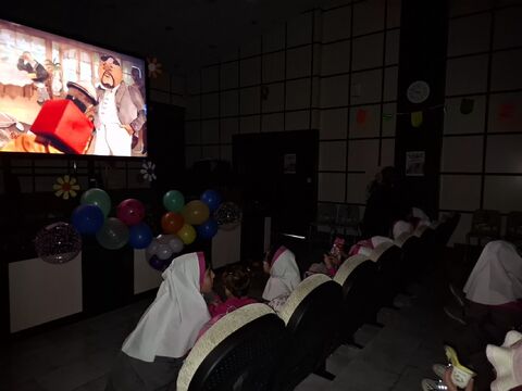 نمایش فیلم_مرکزی